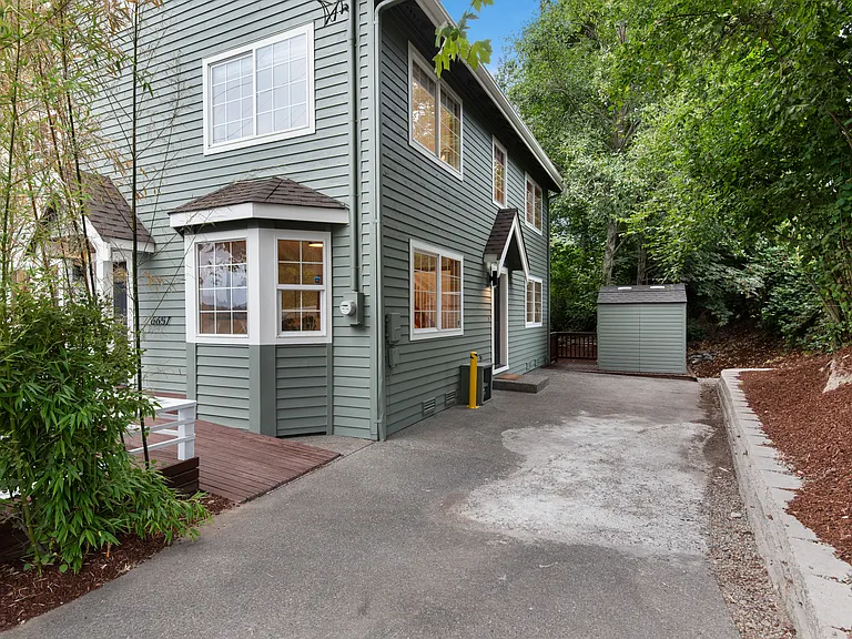6657 Lake Washington Blvd SE — Photo 15