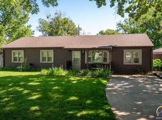 1428 SW Armagh St, Topeka, KS 66611