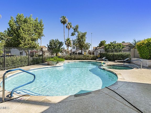 4th image of 1811 S 39TH Street #1