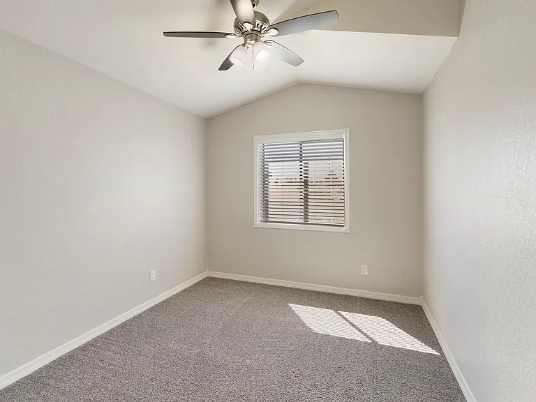 58 W Melody Dr — Photo 20