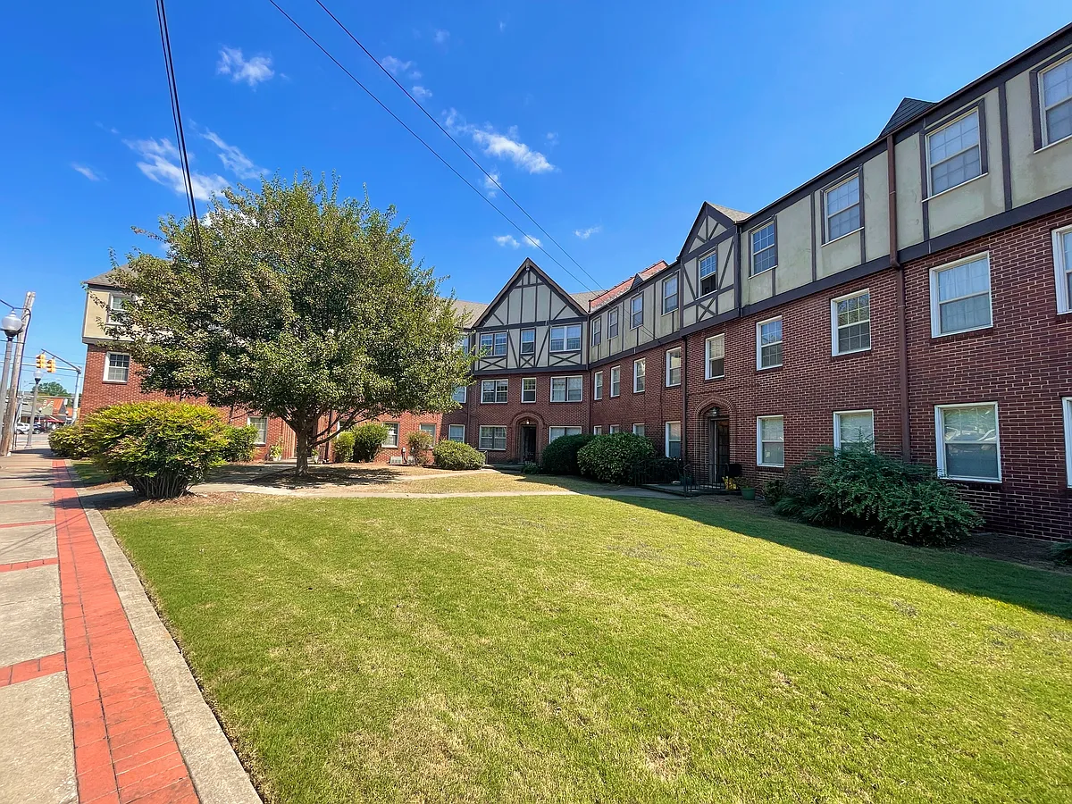 Building Photo - 917 Oxmoor Rd #201