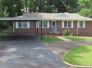 226 Hickory Ter, Lagrange, GA 30241