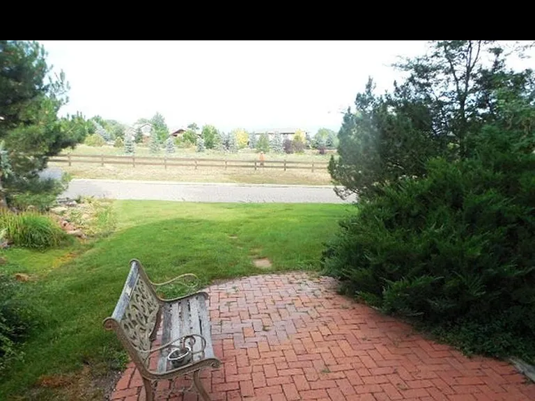 1210 Wicklow St — Photo 47
