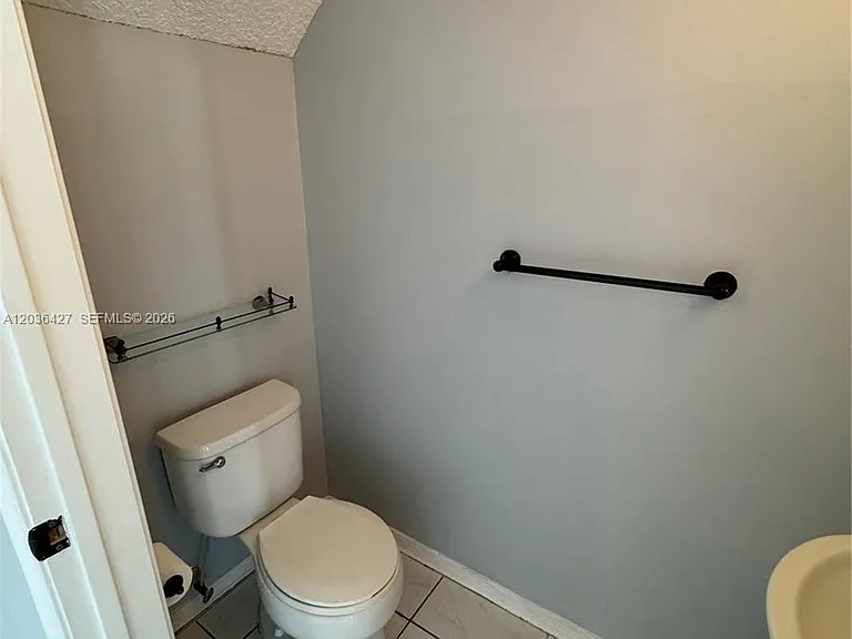 77 Simonton Cir #77 — Photo 12
