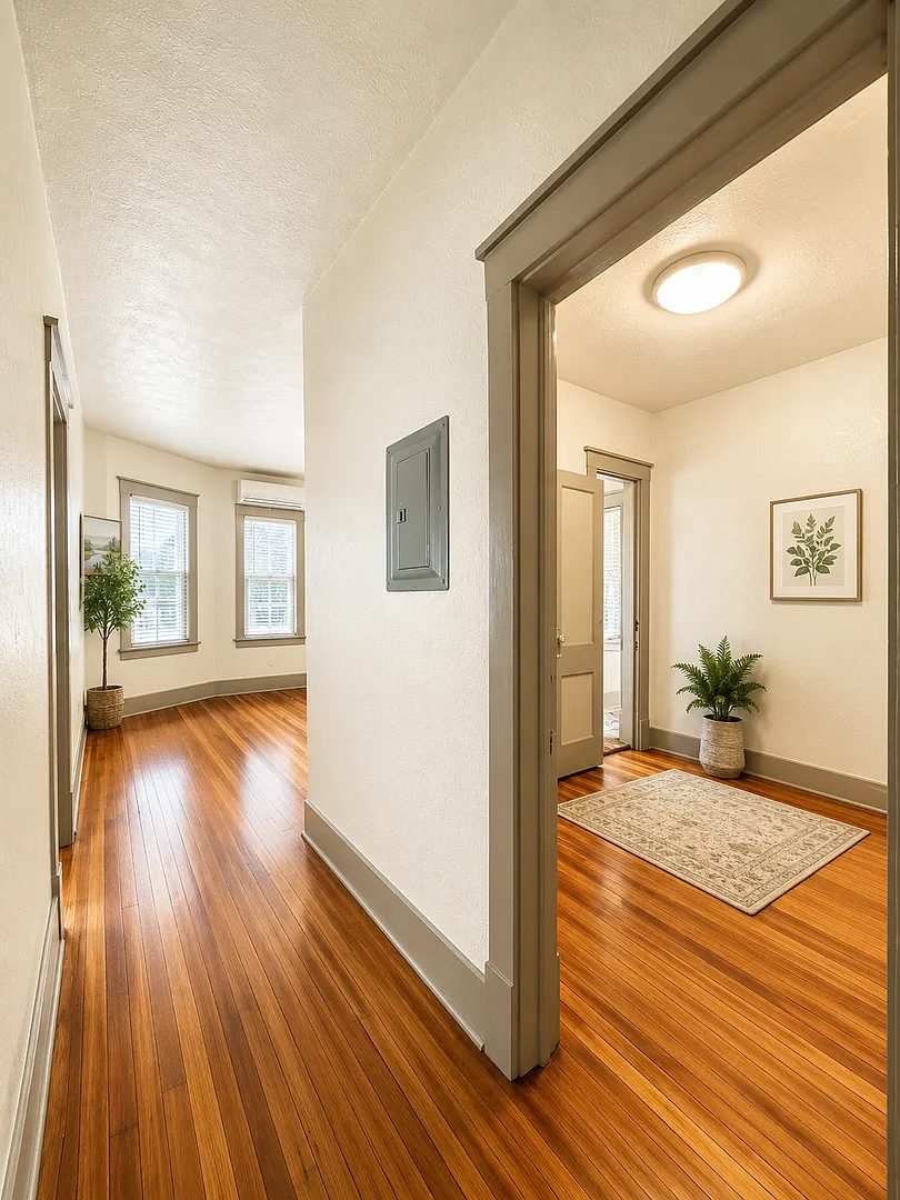 Beautifully Renovated Studio in the Heart of Pueblo | Modern Finishes & Prime Location | Move-In ... — Photo 3