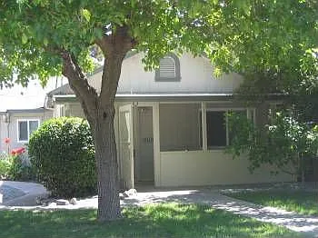 1860 Parkside Dr photo 1