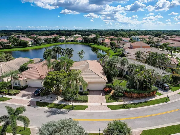224 Via Condado Way, Palm Beach Gardens, FL 33418
