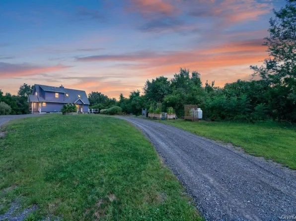 2640 State Route 203 #Stop 1, Kinderhook, NY 12184