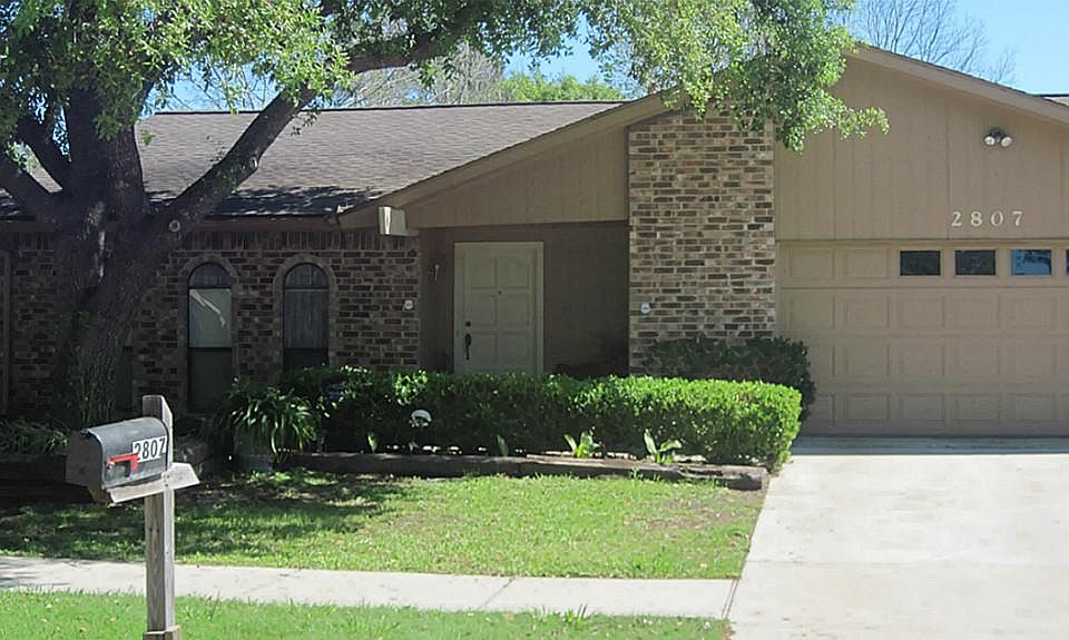 1st image of 2807 Valley Forest Dr