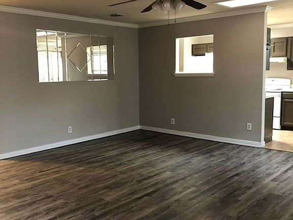4th image of 7331 Montgomery Dr