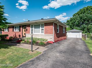 7713 Bluebonnet Rd, Louisville, KY 40258