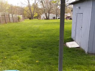 1100 Emmitt Rd, Akron, OH 44306