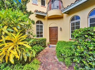 1419 Bayview Dr, Fort Lauderdale, FL 33304