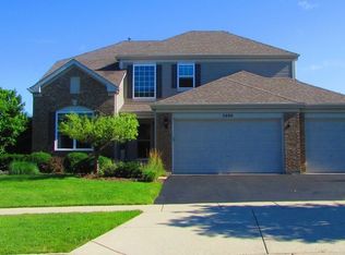 5880 Chatham Dr, Hoffman Estates, IL 60192