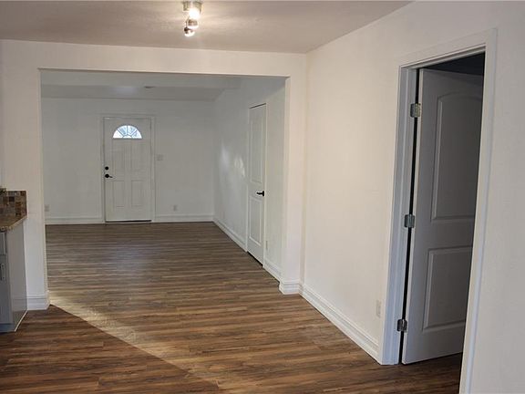 5th image of 10915 Estacado Dr