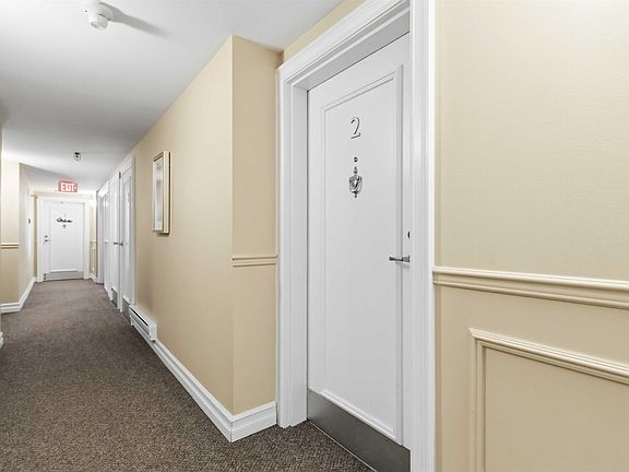 4th image of 77 Farnham Gate Rd #2