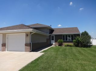 832 Covey Ln, Coal City, IL