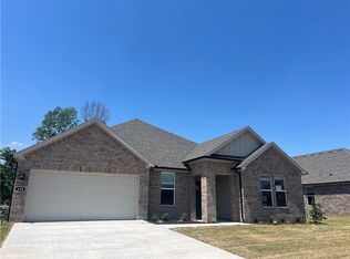 486 W Branta St, Farmington, AR 72730
