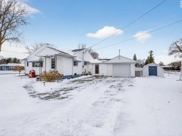 3385 Ernest St, Saginaw, MI 48604