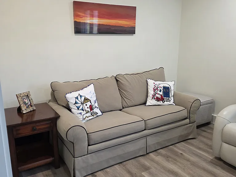 2 Lambert Ct — Photo 10