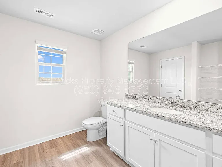 1157 Nia Rd — Photo 18