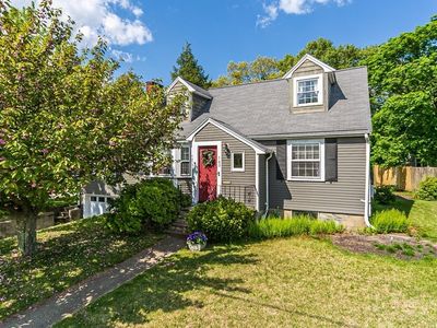 9 Dogwood Ln, Needham, MA, 02492