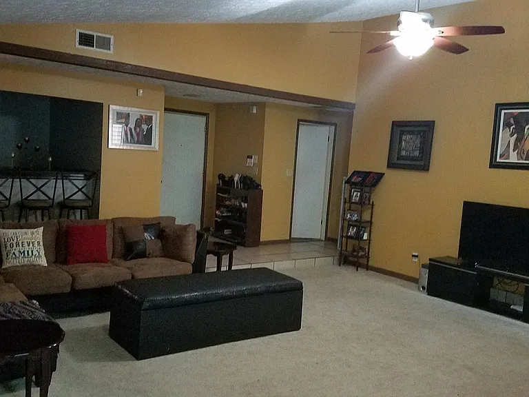 Great room/Den