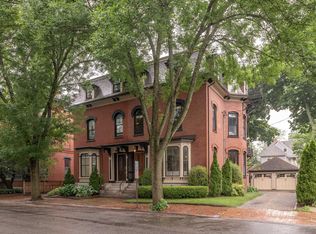 70 Neal St, Portland, ME 04102