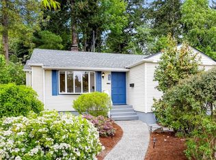 3820 47th Ave SW, Seattle, WA 98116