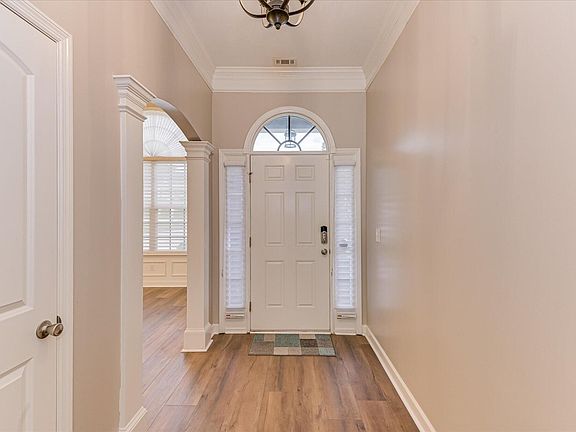 4th image of 5240 Tilton Drive