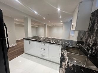 5th image of 438 Bristol Rd