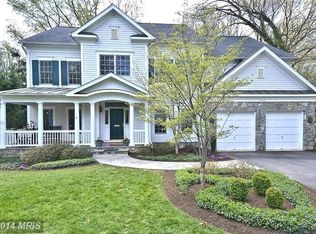 700 Villa Ridge Rd, Falls Church, VA 22046