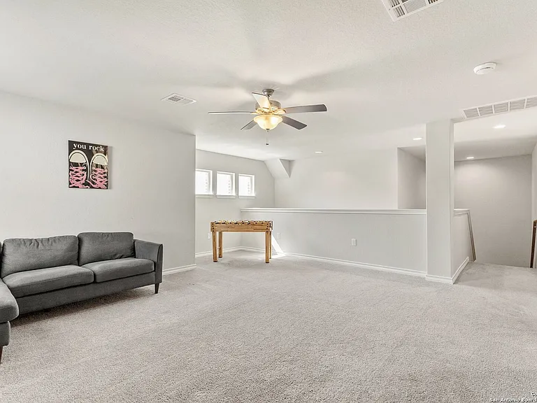 5603 Chestnut Xing — Photo 21