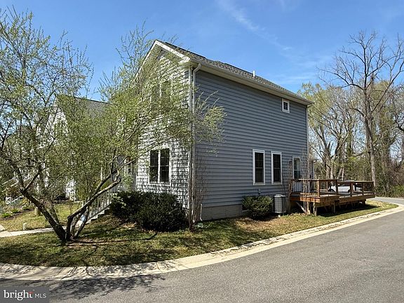 2nd image of 331 Hollis Cir