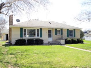 425 Gordon St, Menasha, WI 54952