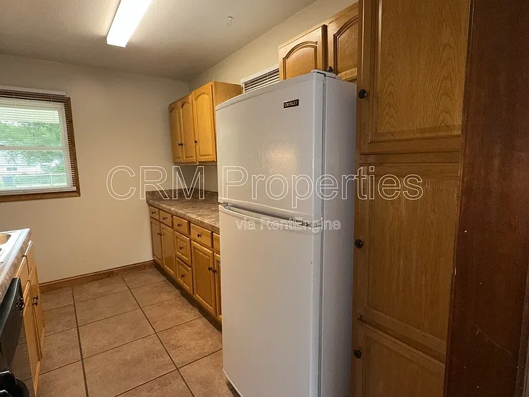 1504 N Philips St — Photo 11