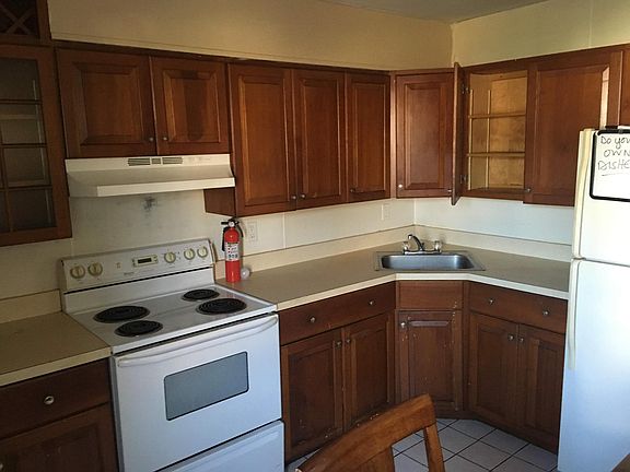 2nd image of 500 Walnut St