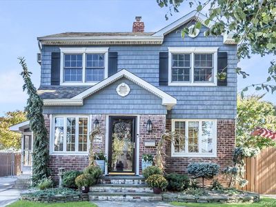2186 McClellan Street, East Meadow, NY, 11554