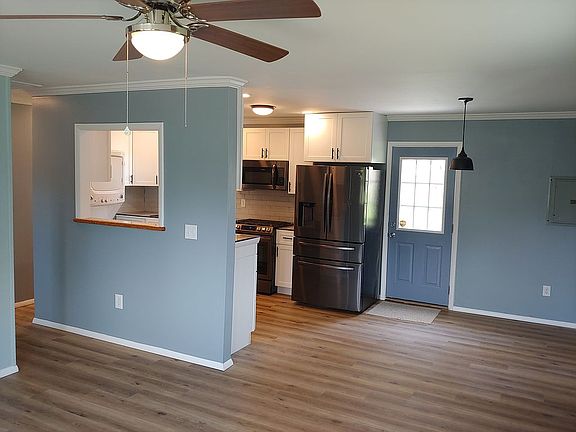 5th image of 2710 Carneal St