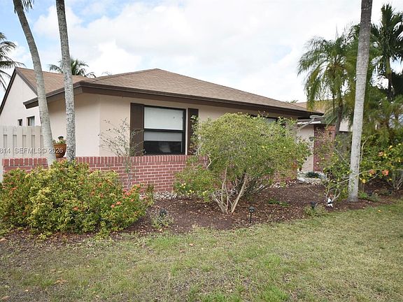 4th image of 701 Blue Ridge Way