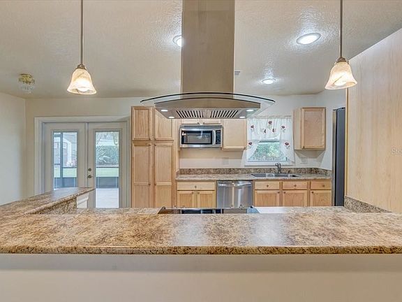 3rd image of 2365 Archer Blvd
