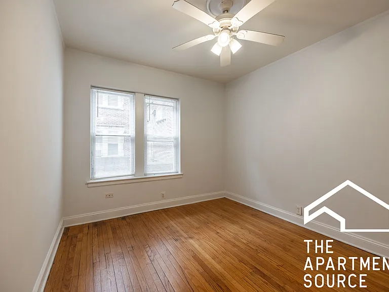 7350 N Damen Ave #G — Photo 10