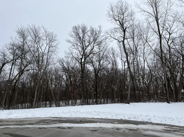 1166 Boulder Creek Ln SW, Rochester, MN 55902