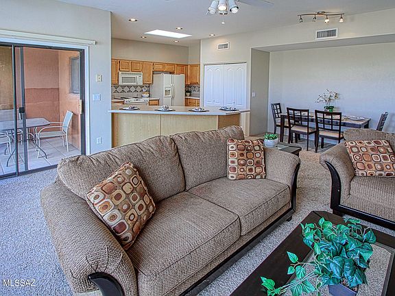 4th image of 3021 W Trevi Pl Unit 201