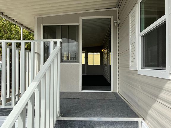 3rd image of 2000 W Capitol Ave Space 54