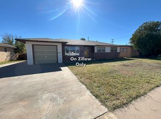617 W Christopher Dr, Clovis, NM 88101