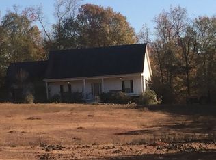 1013 Rocky Creek Rd, Hampton, GA 30228