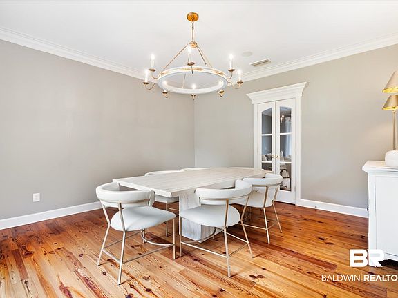 4th image of 11 Drury Ln