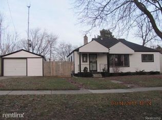 20760 Ridgedale Ave, Oak Park, MI 48237