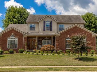 995 E Binderton Pl, Versailles, KY 40383